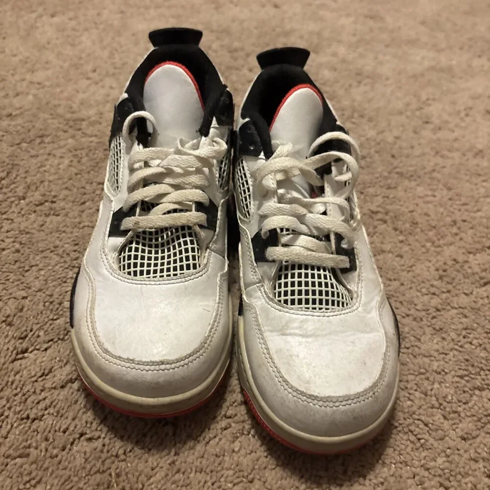 Nike Air Jordan 4 IV Retro White Black Crimson GS Size 3Y BQ7669-116